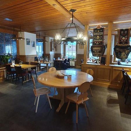 Gasthof Hirschen In Вилдерсвил Екстериор снимка